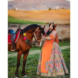 لباس های اصیل محلی زنانه قشاقایی