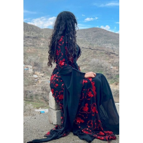 لباس های زنانه کردی